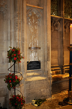 tavener_memorial_1